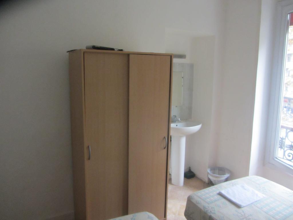 Central Hotel Париж Стая снимка