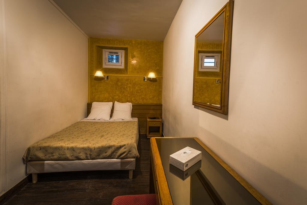 Central Hotel Париж Екстериор снимка