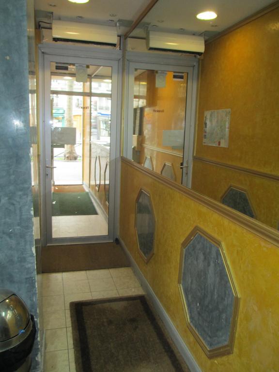 Central Hotel Париж Екстериор снимка