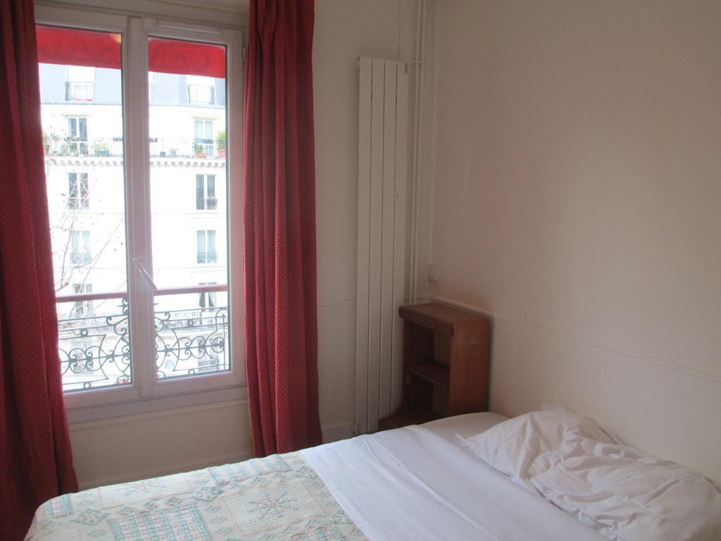 Central Hotel Париж Стая снимка