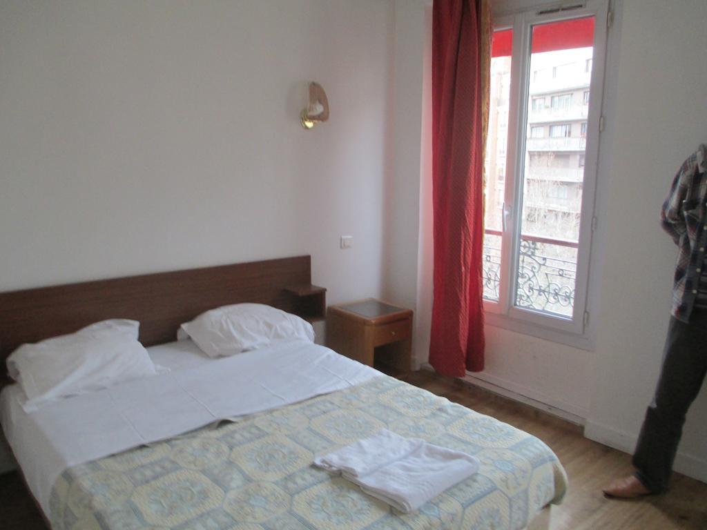 Central Hotel Париж Стая снимка