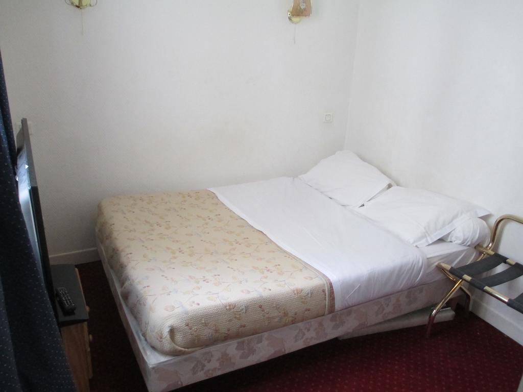 Central Hotel Париж Стая снимка